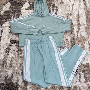 Adidas tracksuit set